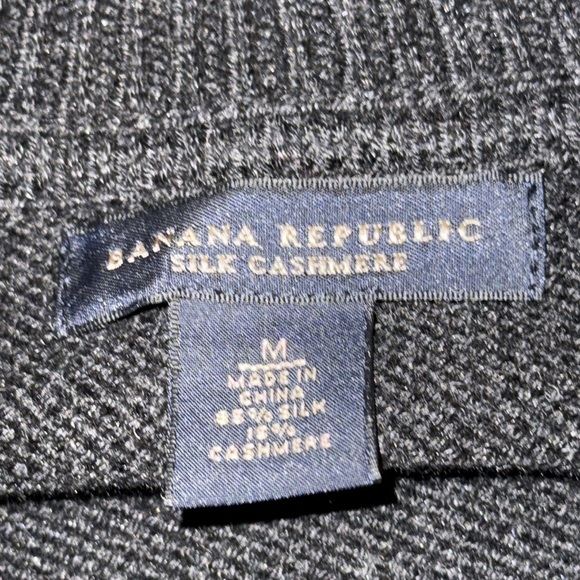 Banana Republic Silk Cashmere Sweater Charcoal Gray Quarter Button Up SZ M - Picture 6 of 7